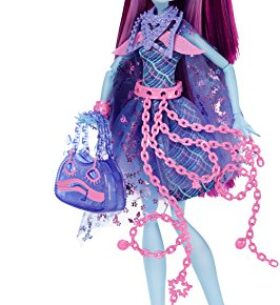 Monster High – CDC33 – Poupée Mannequin – Kiyomi – Hante